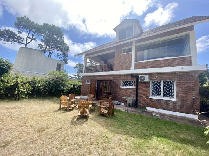 Casa en alquiler en Punta Del Este