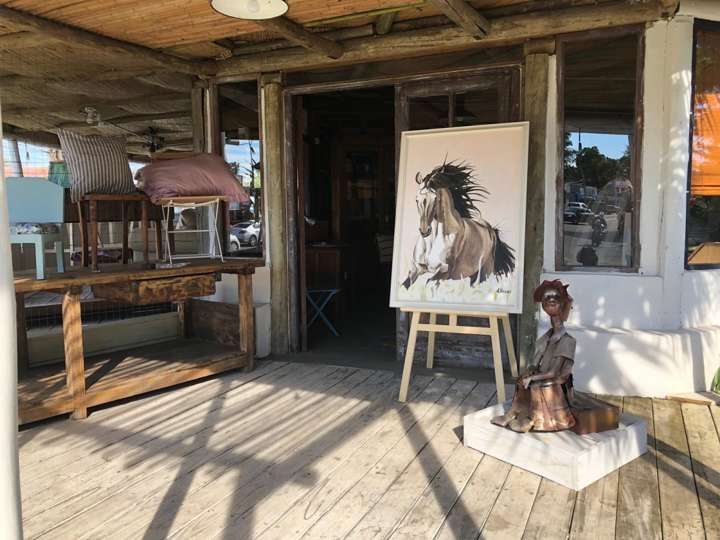 Comercial / Tienda en venta en El Tesoro