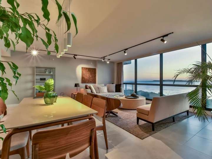Apartamento en venta en Punta Del Este