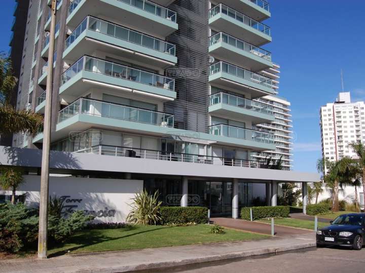 Apartamento en venta en Emilio Sader, Maldonado