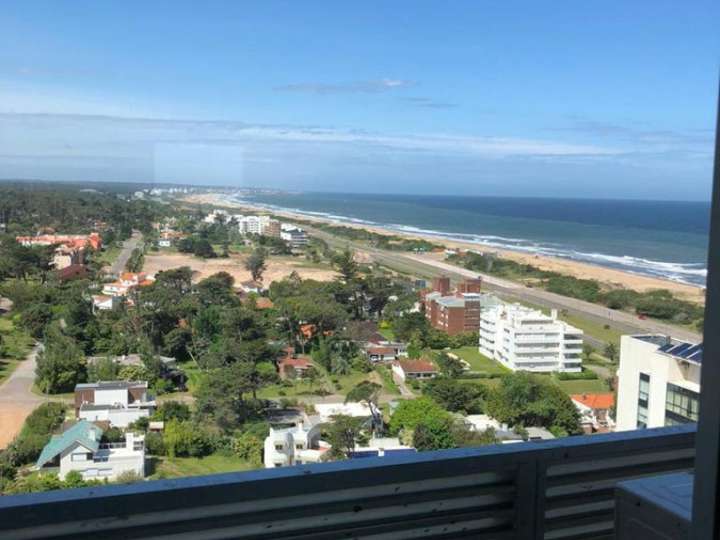 Apartamento en venta en Punta Del Este