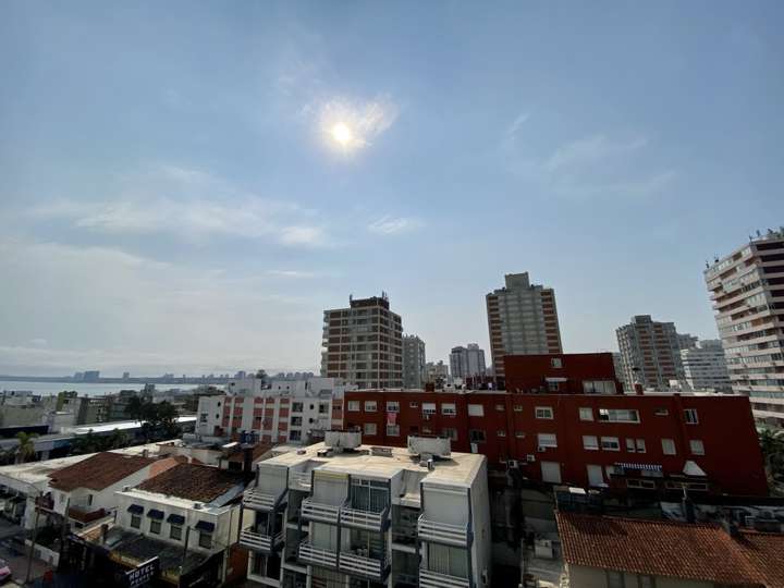 Apartamento en venta en Rambla General Artigas, Punta Del Este