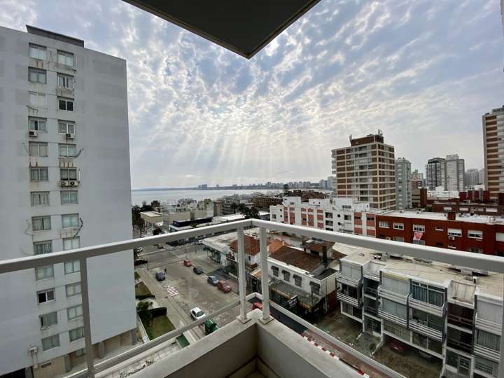 Apartamento en venta en Rambla General Artigas, Maldonado