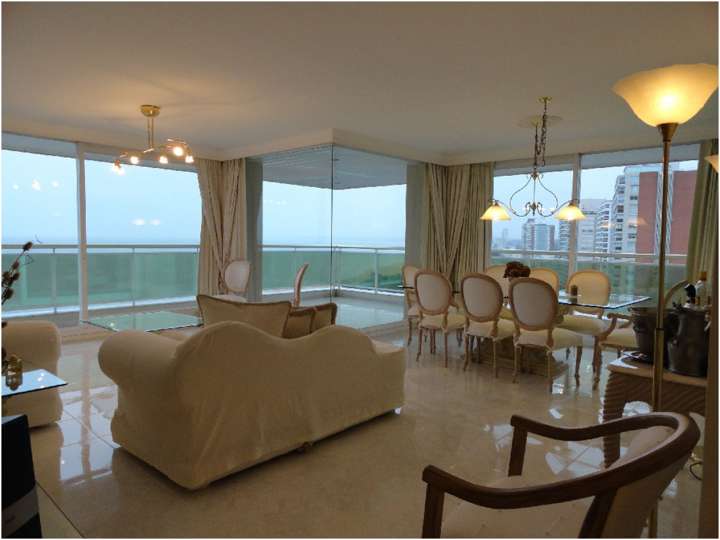 Apartamento en venta en Punta Del Este