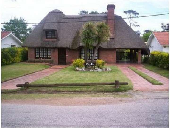 Casa en venta en Pinares, Maldonado