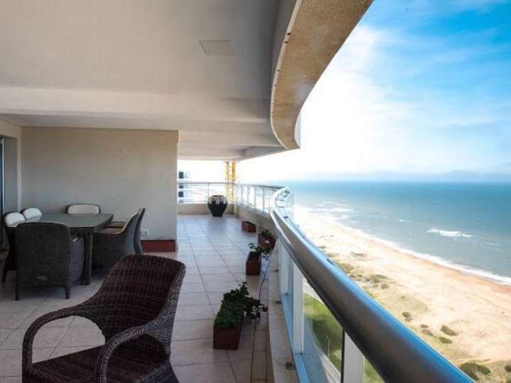 Apartamento en venta en Punta Del Este