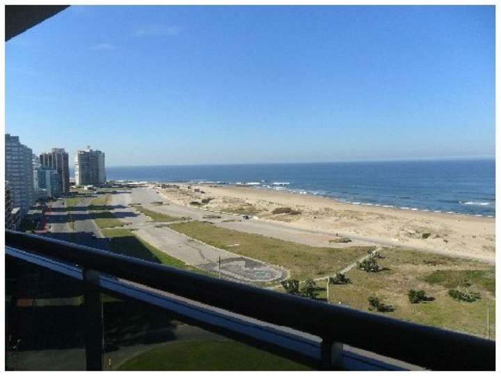 Apartamento en venta en Punta Del Este
