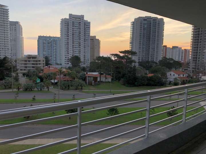 Apartamento en venta en Punta Del Este