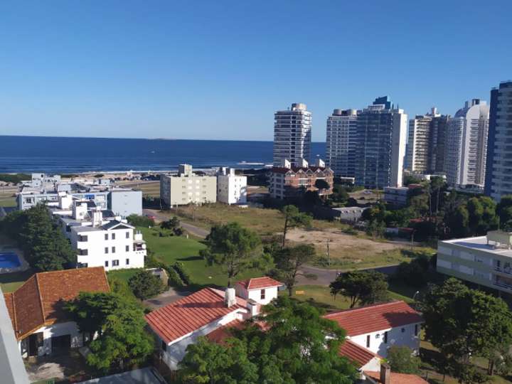 Apartamento en venta en Punta Del Este