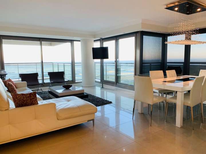 Apartamento en venta en Punta Del Este