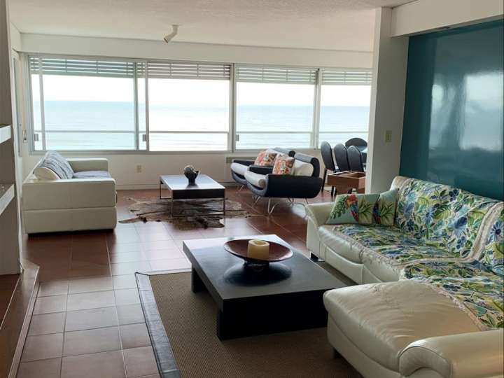 Apartamento en venta en Punta Del Este