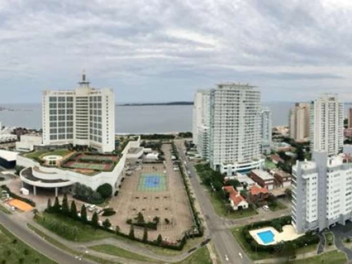 Apartamento en venta en Punta Del Este