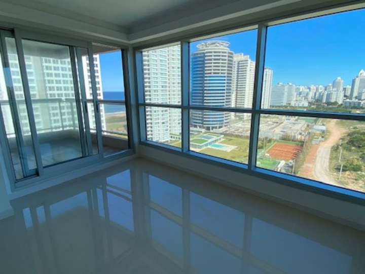 Apartamento en venta en Punta Del Este