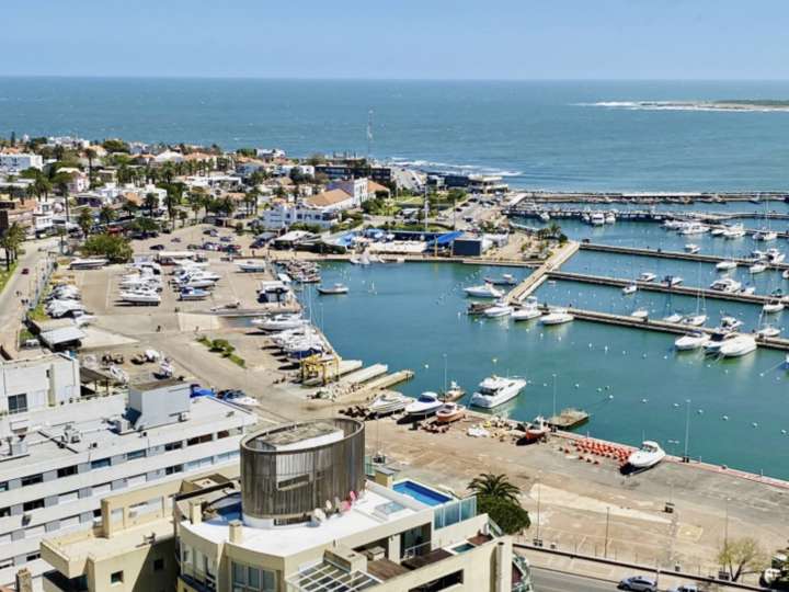 Apartamento en venta en Los Arrecifes (Calle 25), Punta Del Este