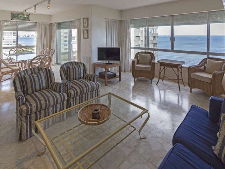 Apartamento en venta en Punta Del Este