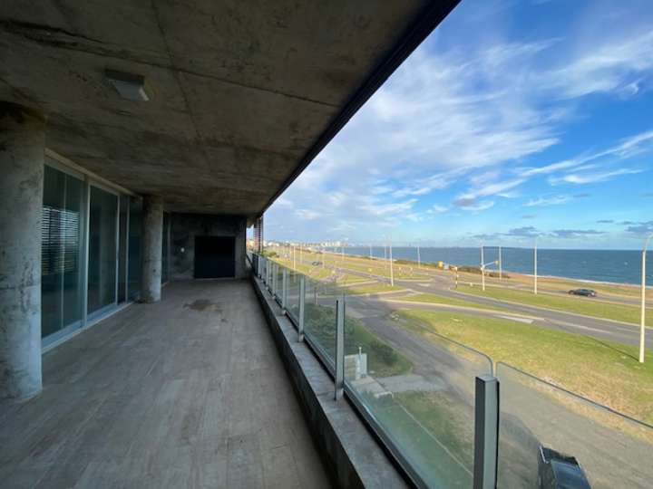 Apartamento en venta en Punta Del Este