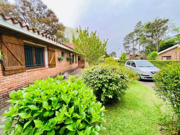 Casa en venta en Pinares, Maldonado