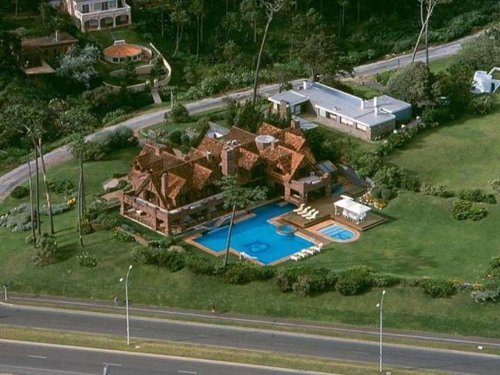 Casa en venta en Pinares, Maldonado