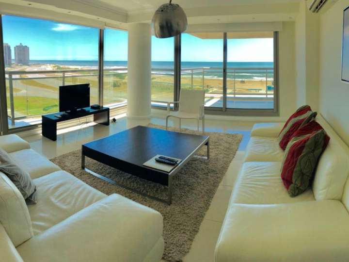 Apartamento en venta en Punta Del Este