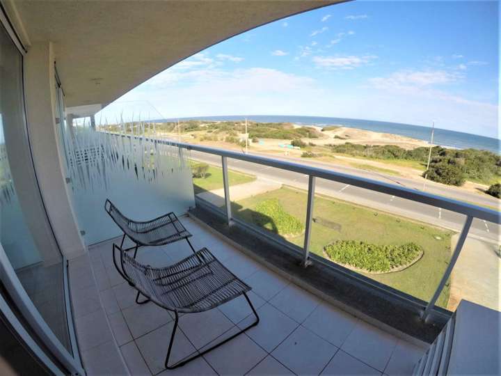 Apartamento en venta en Alfonsina Storni, San Rafael - El Placer