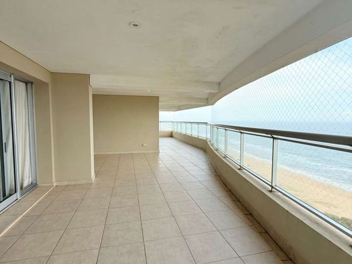 Apartamento en venta en Punta Del Este