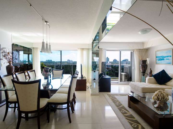 Apartamento en venta en Punta Del Este