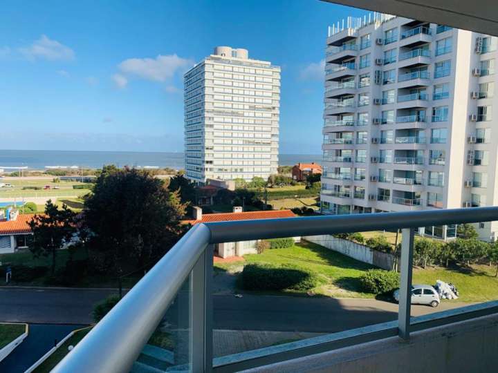 Apartamento en venta en Punta Del Este
