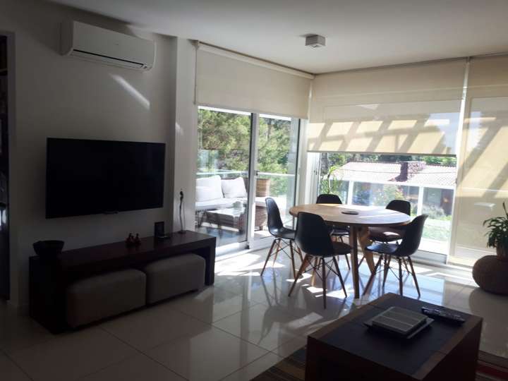 Apartamento en venta en Rambla Doctor Claudio Williman, Maldonado
