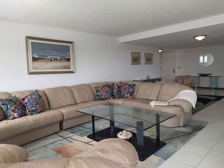 Apartamento en venta en Punta Del Este