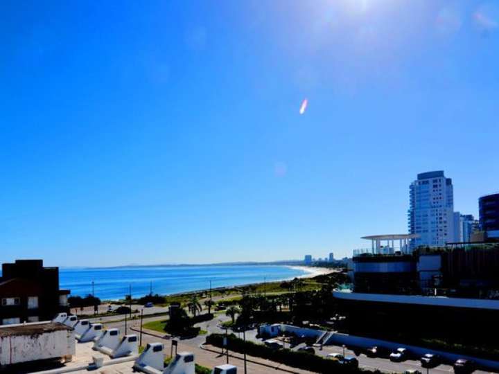 Apartamento en venta en Punta Del Este