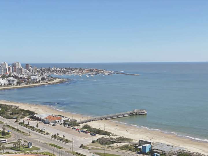 Apartamento en venta en Biarritz, Punta Del Este