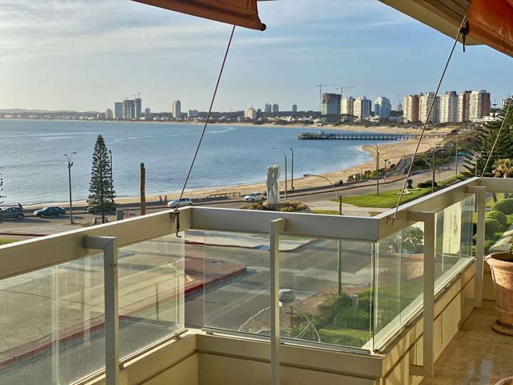 Apartamento en alquiler en Punta Del Este