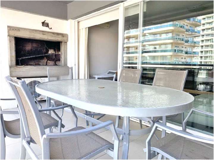 Apartamento en venta en Punta Del Este