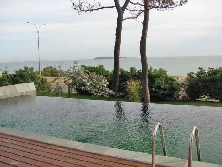 Casa en venta en Pinares, Maldonado