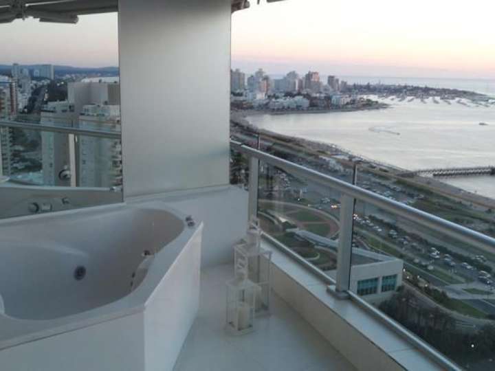 Apartamento en venta en Punta Del Este