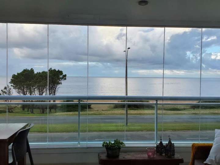 Apartamento en venta en Pinares, Maldonado