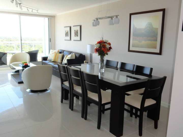 Apartamento en venta en Avenida Franklin Delano Roosevelt, Punta Del Este