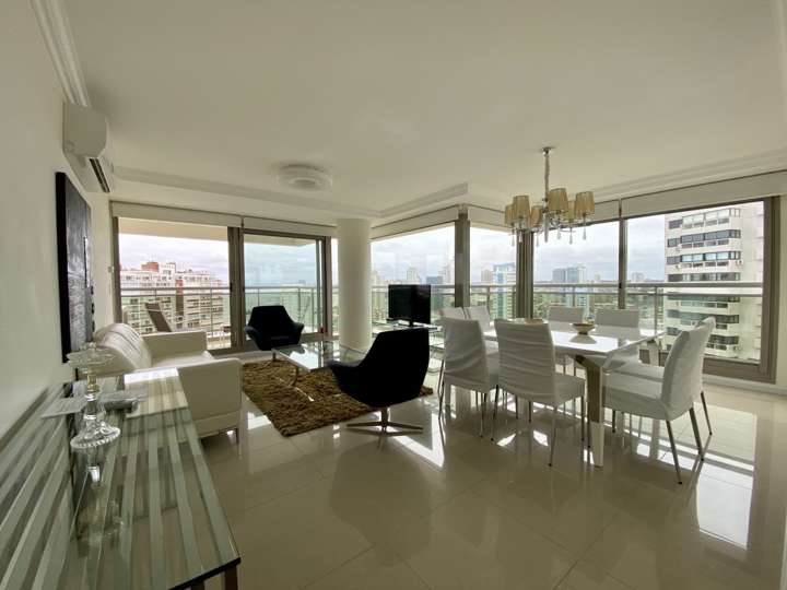 Apartamento en venta en Punta Del Este