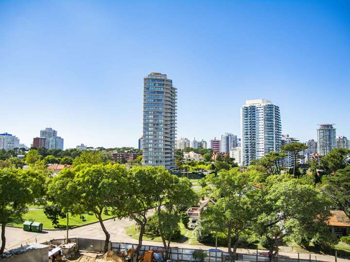 Apartamento en venta en Punta Del Este