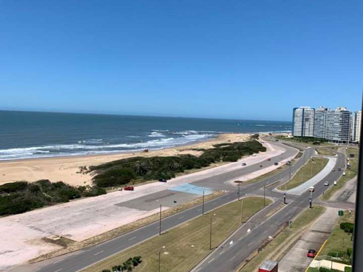 Apartamento en venta en Punta Del Este