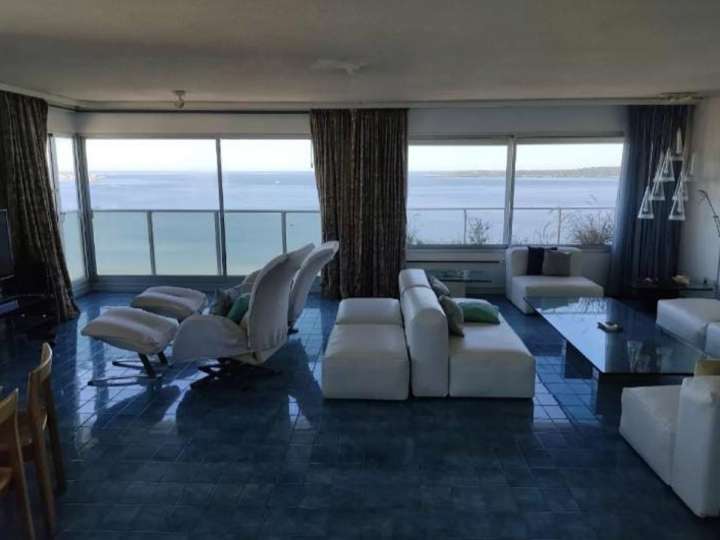 Apartamento en venta en Punta Del Este