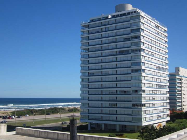 Apartamento en venta en Punta Del Este