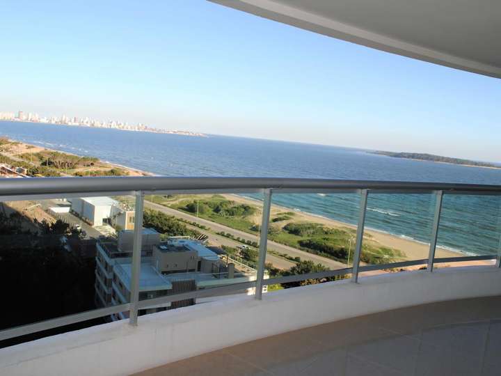 Apartamento en venta en Punta Del Este