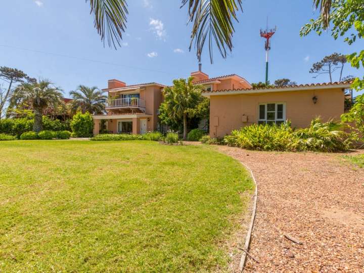 Casa en venta en Punta Del Este