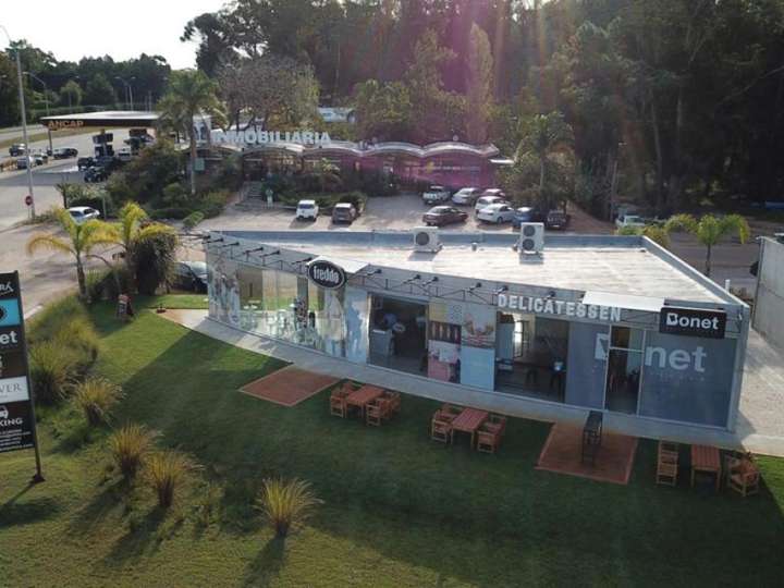 Comercial / Tienda en venta en Maldonado
