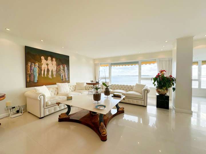 Apartamento en venta en Punta Del Este