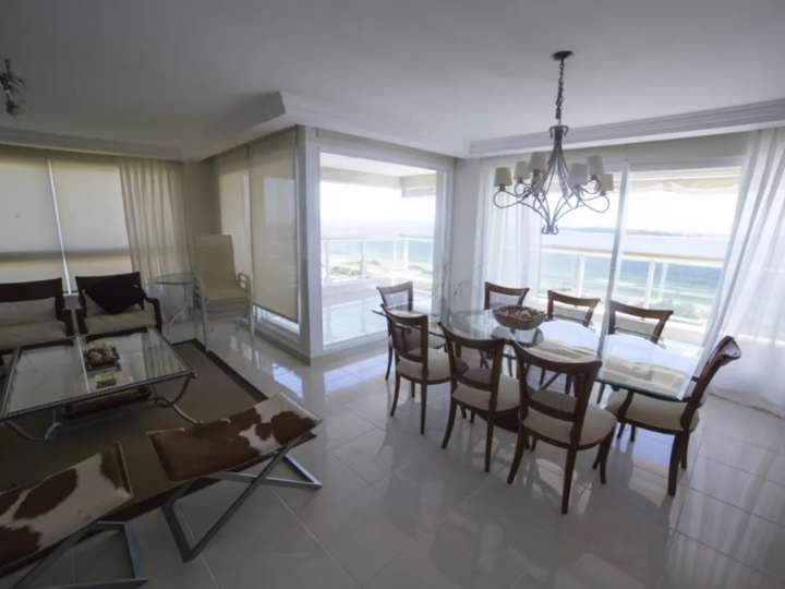 Apartamento en venta en Punta Del Este