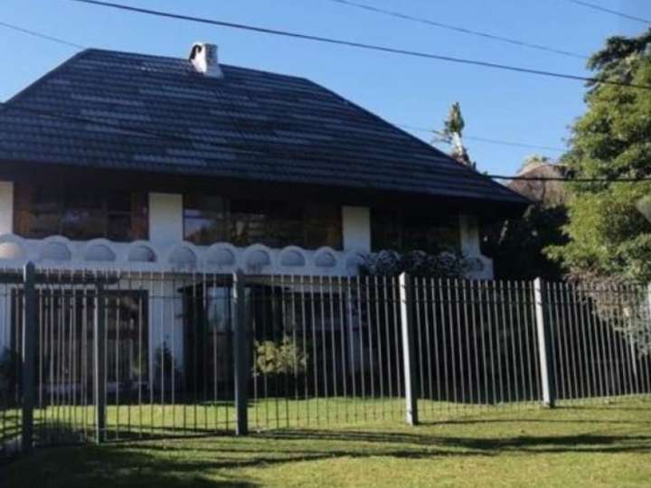 Casa en venta en Pinares, Maldonado