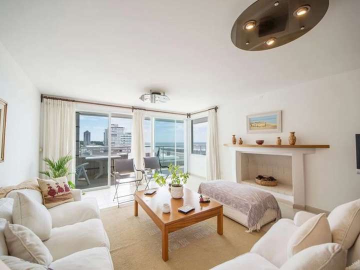 Apartamento en venta en Punta Del Este