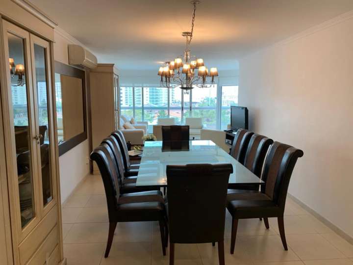 Apartamento en venta en Punta Del Este